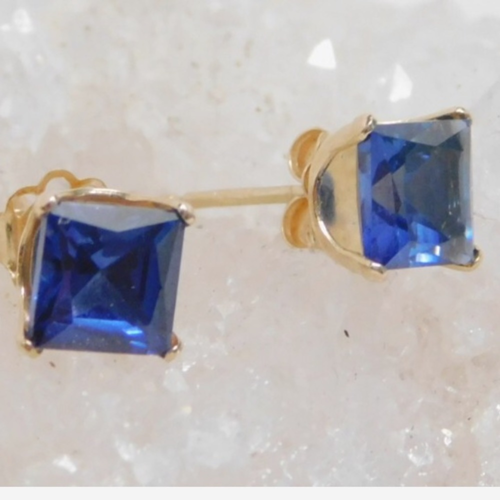 Gorgeous Solid 10K Princess-Cut Sapphire Earrings